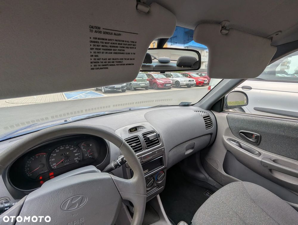 Hyundai Accent 1.5 Comfort - 19