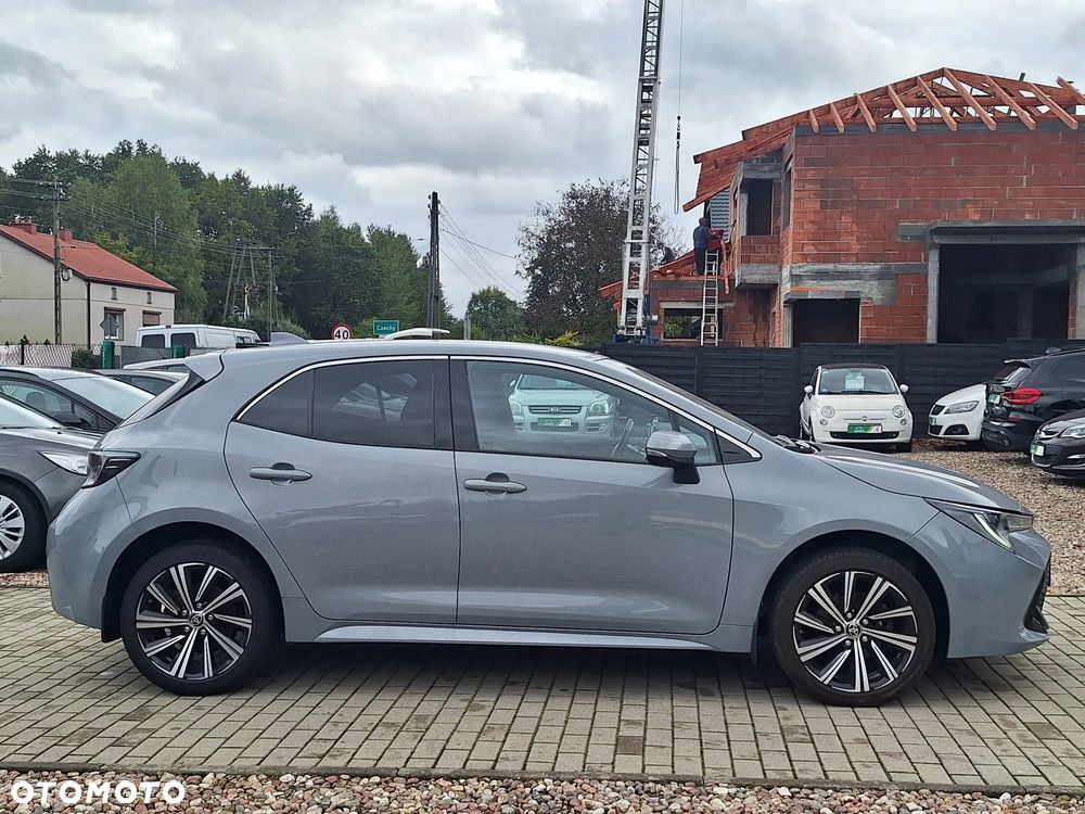 Toyota Corolla - 16