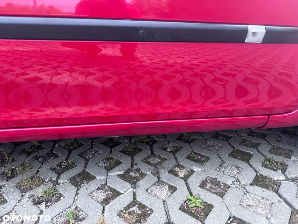 Renault Clio - 17