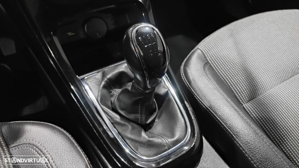 Opel Astra Sports Tourer 1.6 CDTi Executive S/S - 37