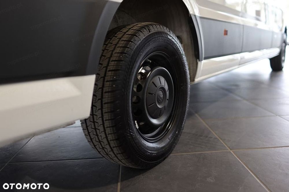 Volkswagen Crafter L5H3 2.0 177KM - 16