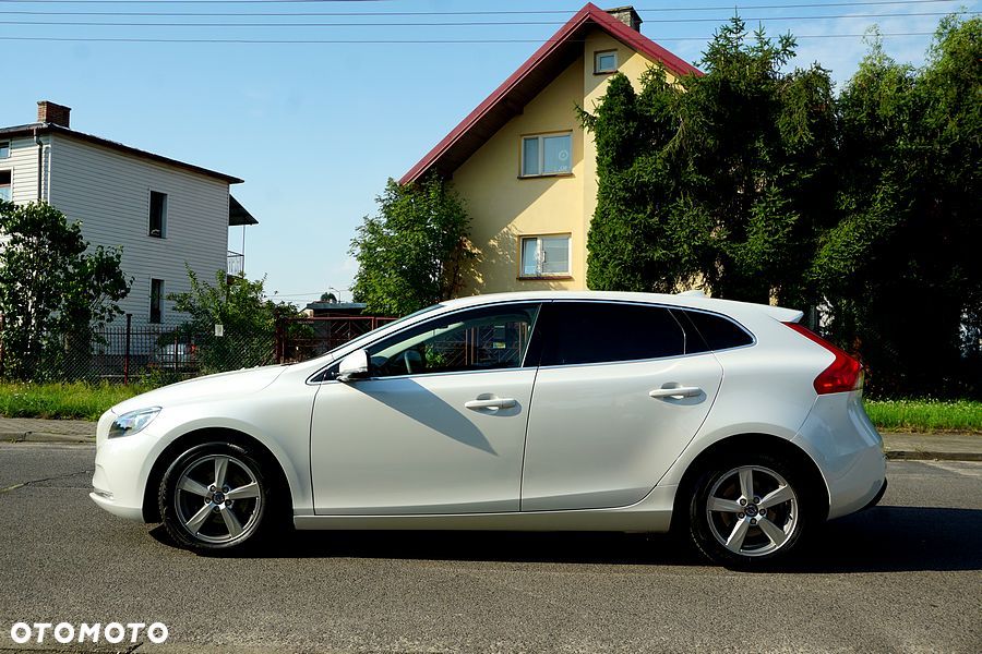 Volvo V40 D2 Summum - 15