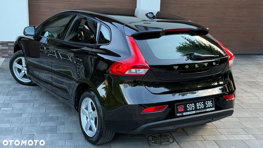 Volvo V40 D2 - 17