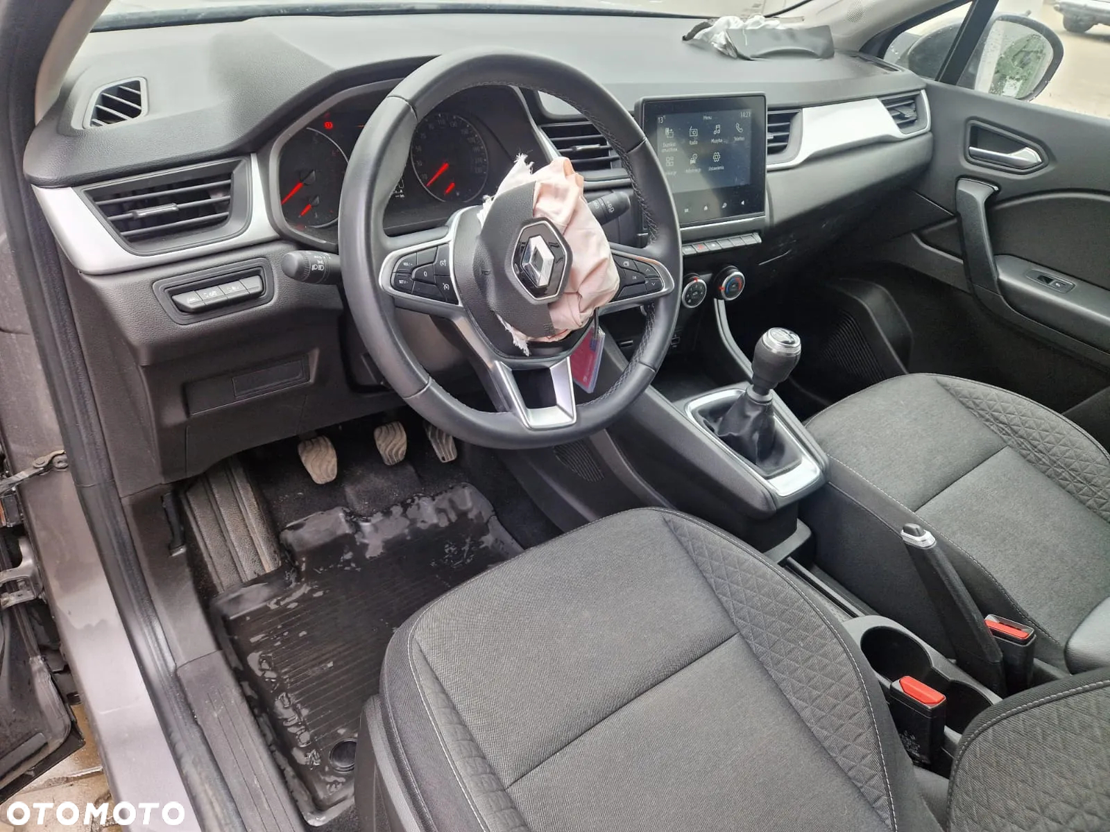 Renault Captur 1.0 TCe Intens - 17