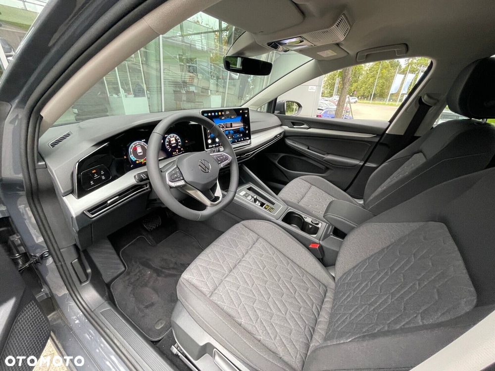 Volkswagen Golf Variant - 13
