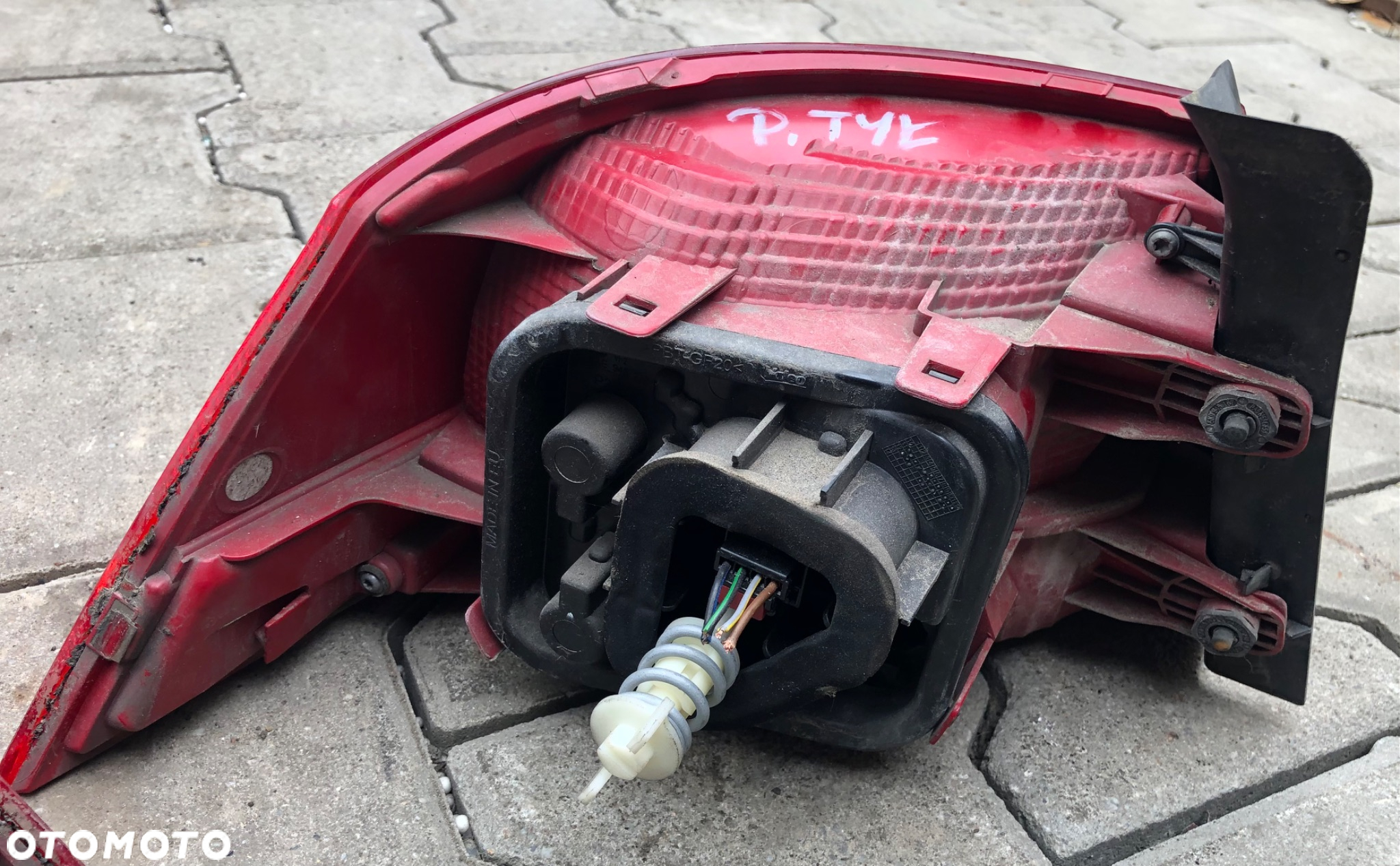 Lampa lampy tył w klapę prawa lewa VW PASSAT CC - 6