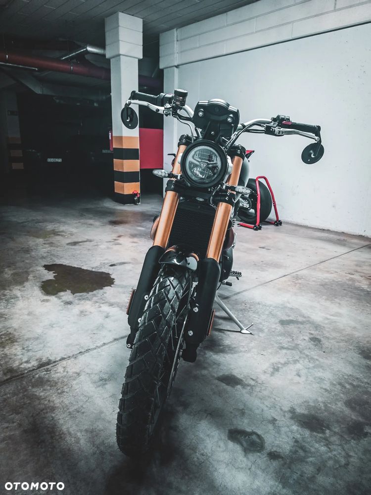 Triumph Scrambler - 2