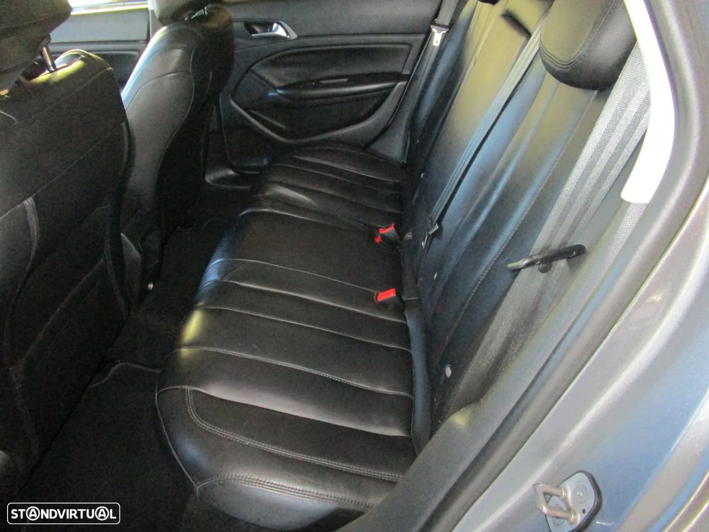 Peugeot 308 SW BlueHDi 120 Stop & Start Allure - 12