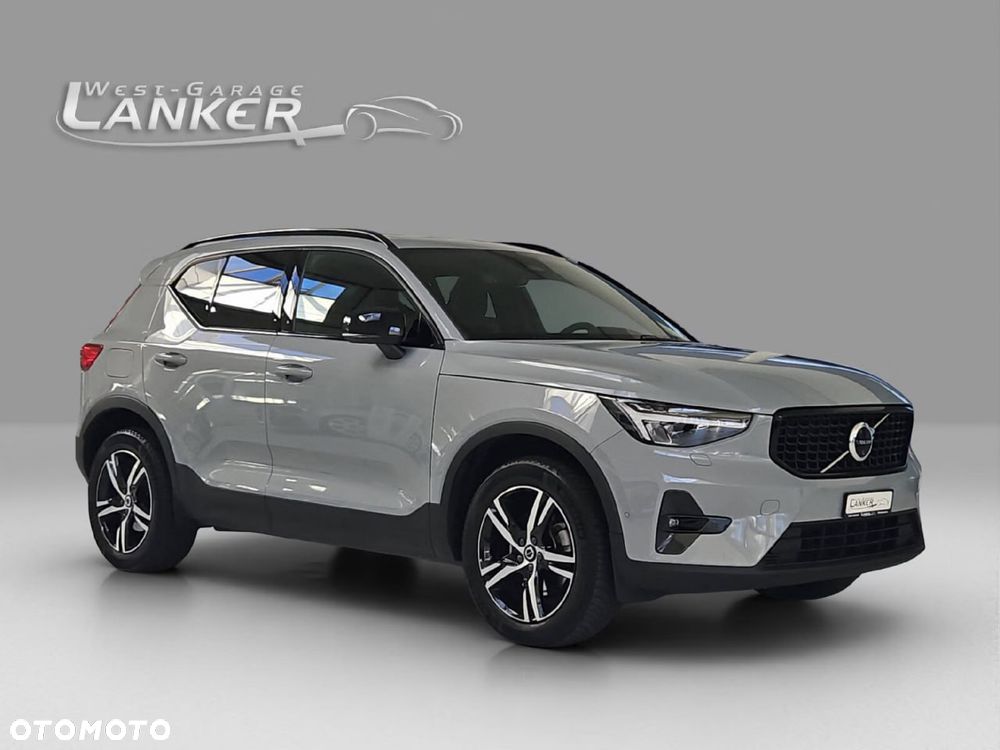 Volvo Xc 40 2024 photo 2