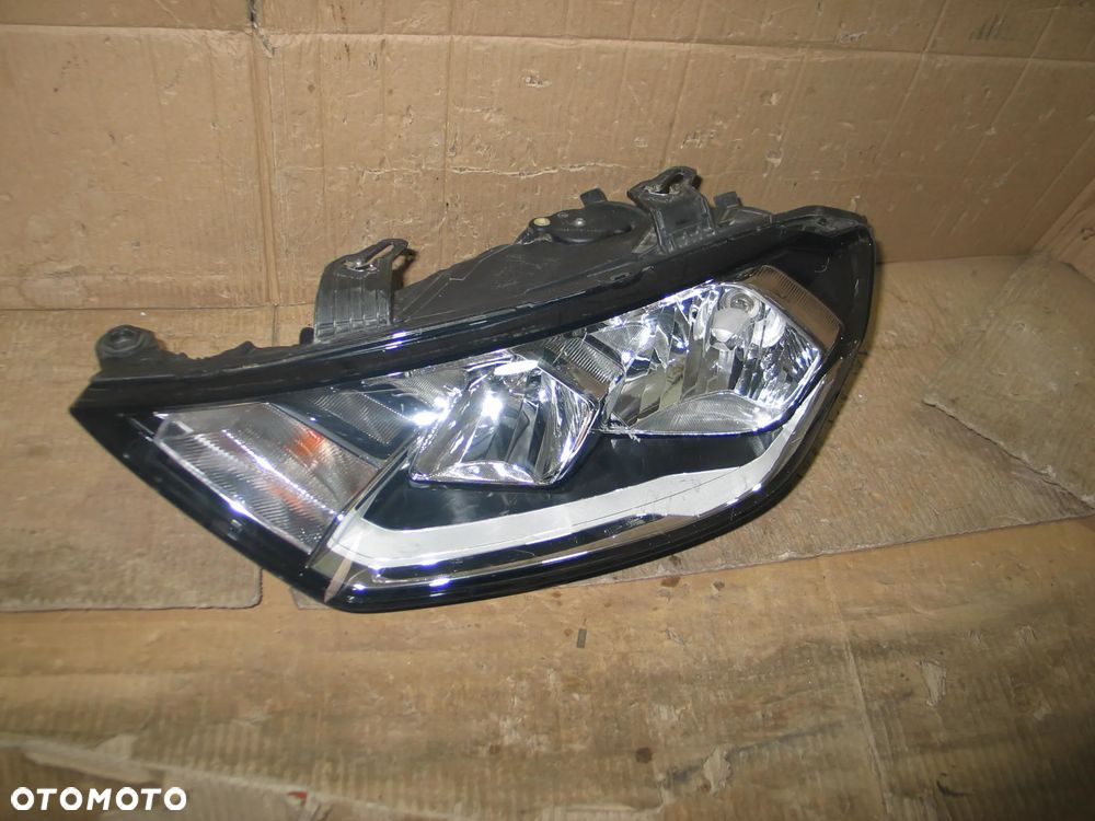 lampa lewy przod AUDI A1 II 18r.- 82A941003 EUROPA - 3