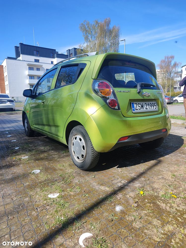 Chevrolet Spark - 4