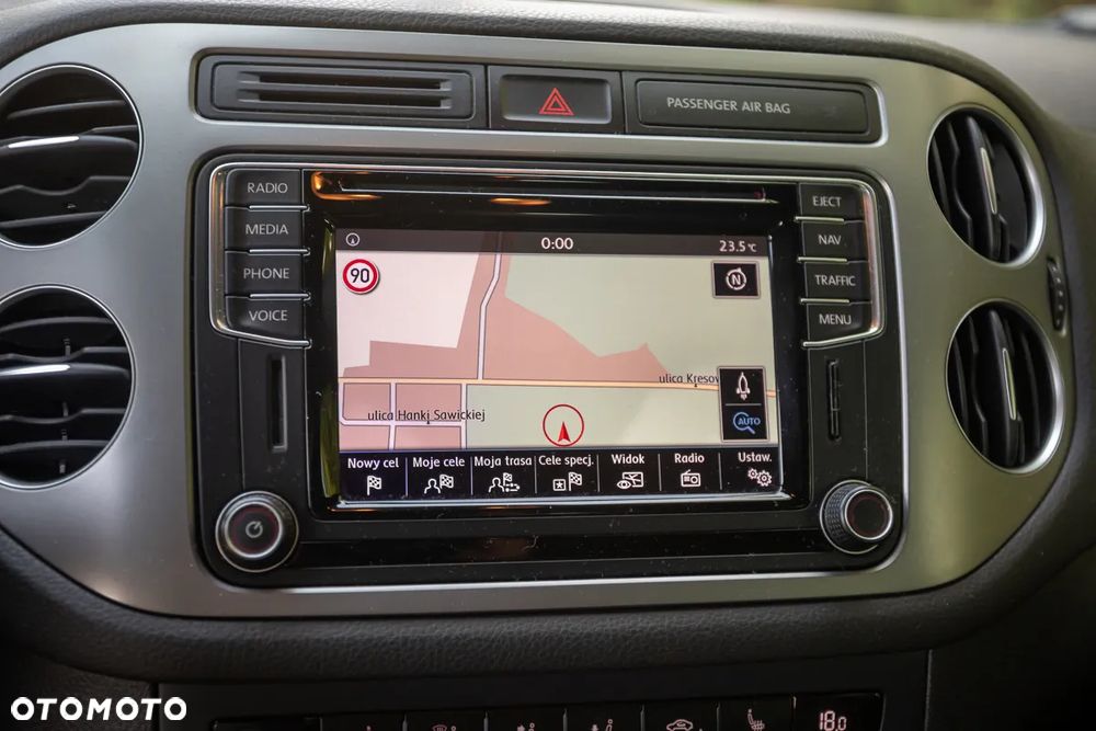 Volkswagen Tiguan 2.0 TDI SCR BlueMotion Technology Lounge Sport & Style - 30