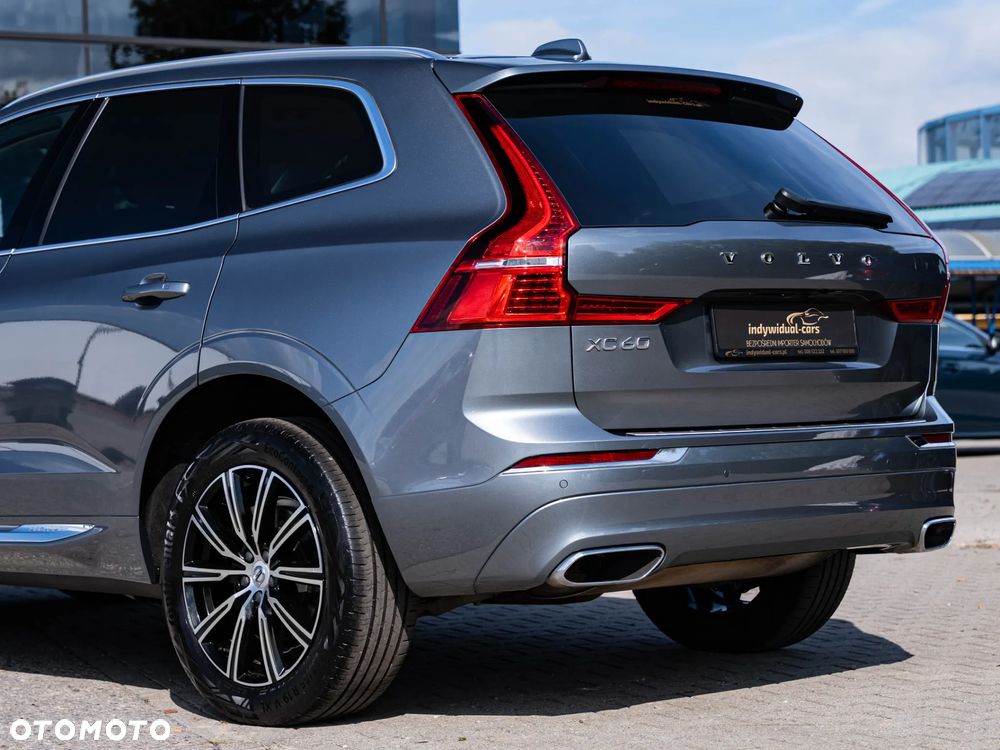 Volvo XC 60 T6 AWD Plug-In Hybrid Inscription - 11