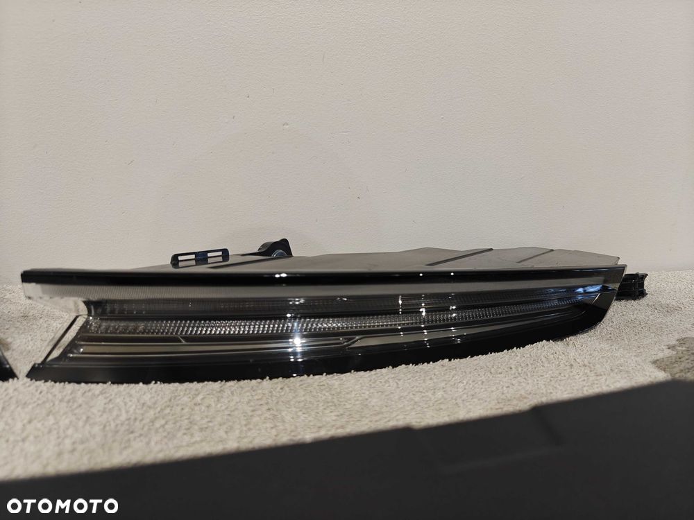 Komplet Lamp Tylnych Blenda Porsche Taycan EUROPA - 6