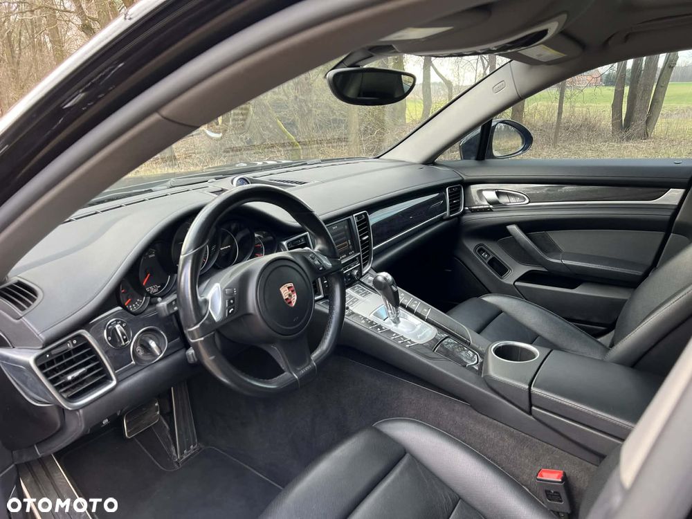 Porsche Panamera Edition - 11