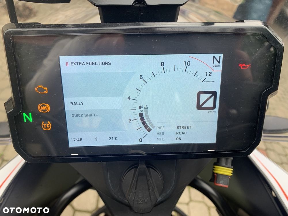 KTM Adventure 790 - 9
