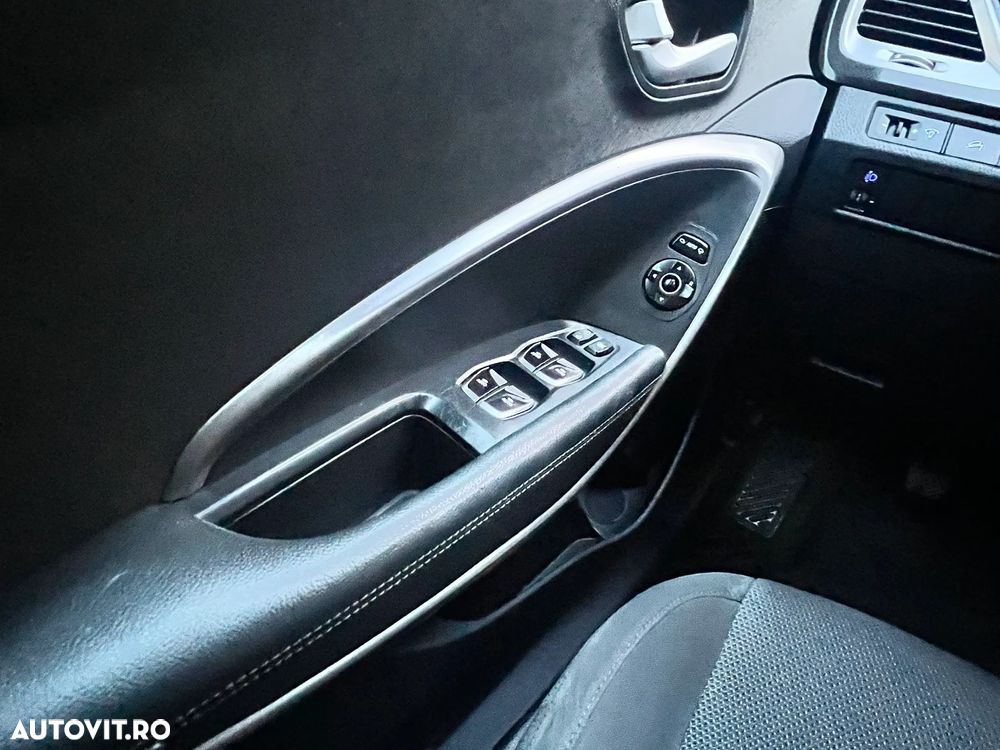 Hyundai Santa Fe blue 2.0 CRDI 4WD Premium - 13