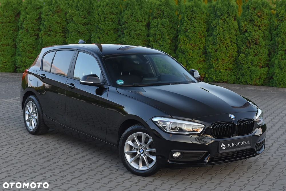 BMW Seria 1 116i - 26