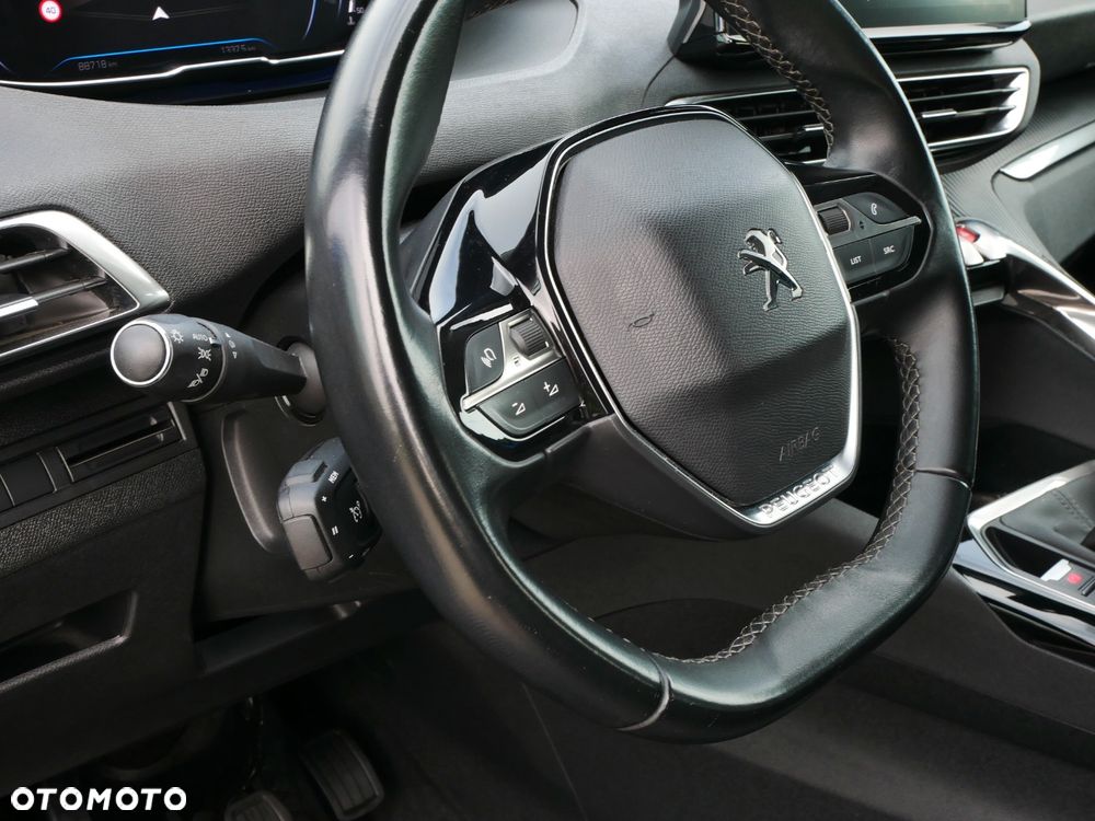 Peugeot 3008 1.5 BlueHDi Allure S&S - 14