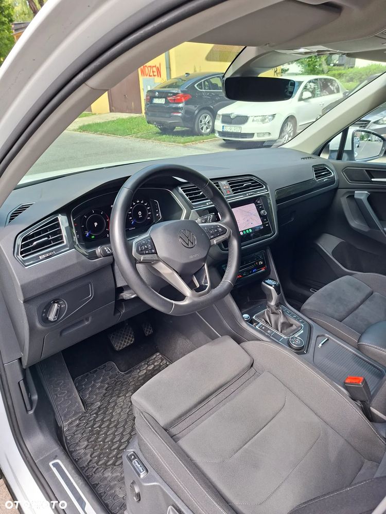 Volkswagen Tiguan 2.0 TDI SCR 4Mot Elegance DSG - 6