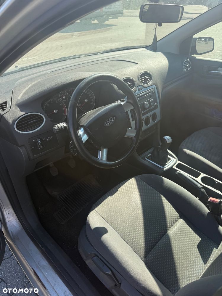 Ford Focus - 9