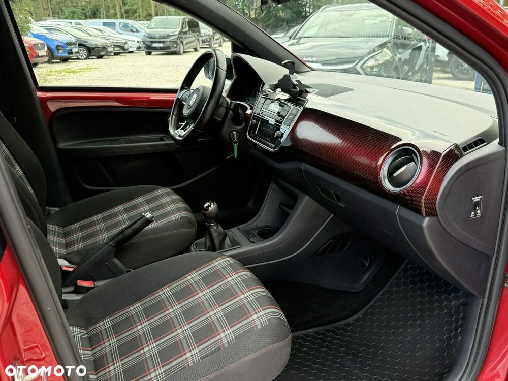 Volkswagen up! 1.0 TSI GTI - 19