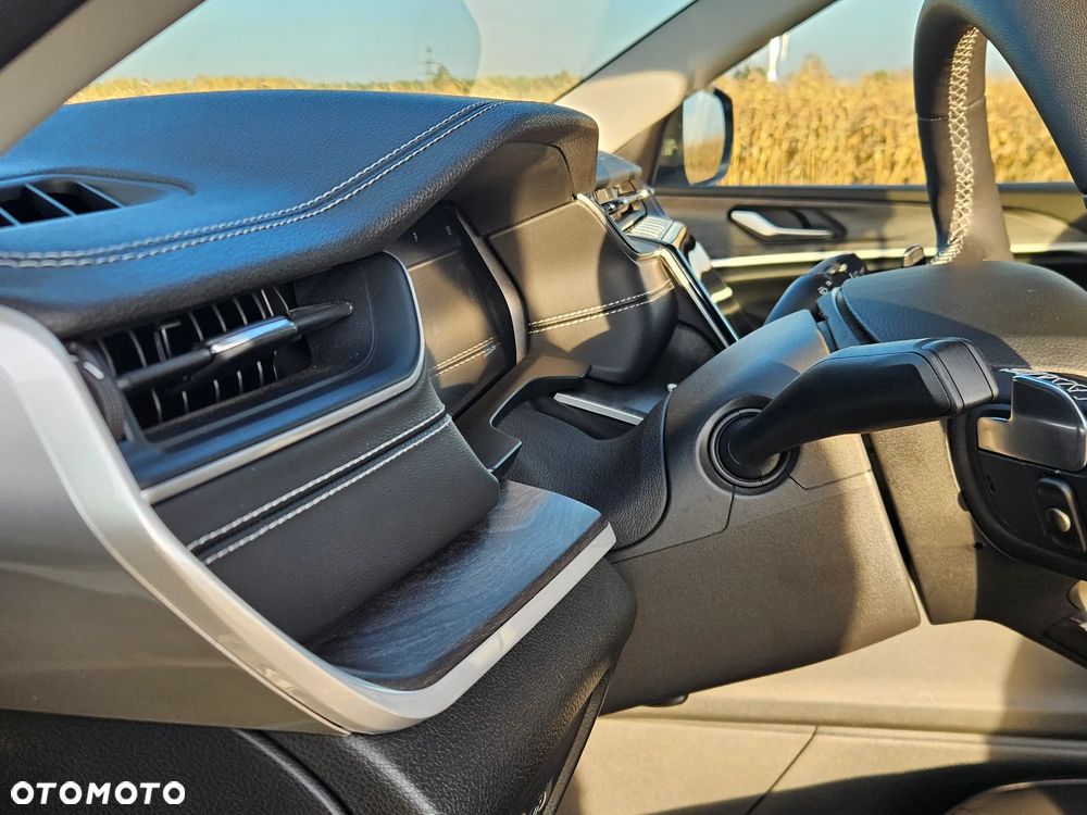 Jeep Grand Cherokee - 20