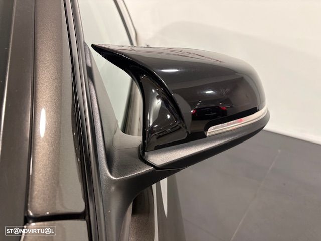 BMW 320 d Sport-Aut. Efficient Dynamics Edition Blue Per Sport Line - 31