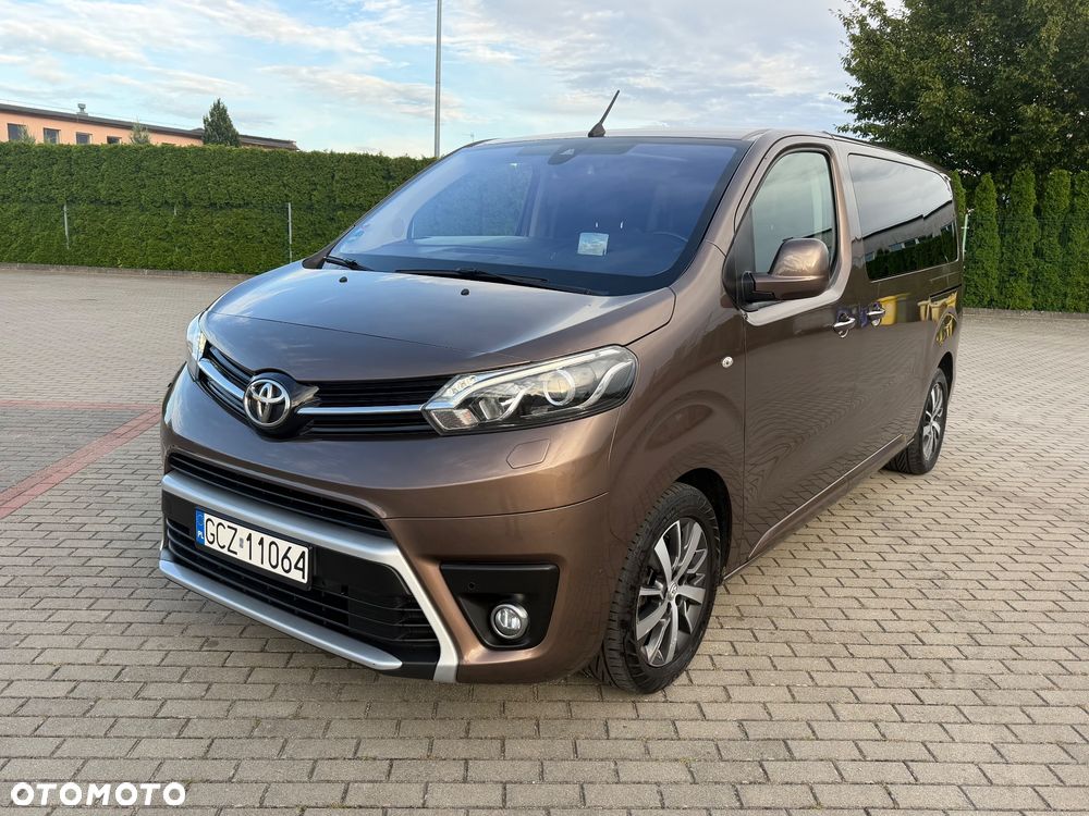 Toyota Proace Verso 2,0-l-D-4D L1 (7-Si.) Autm Executive - 24