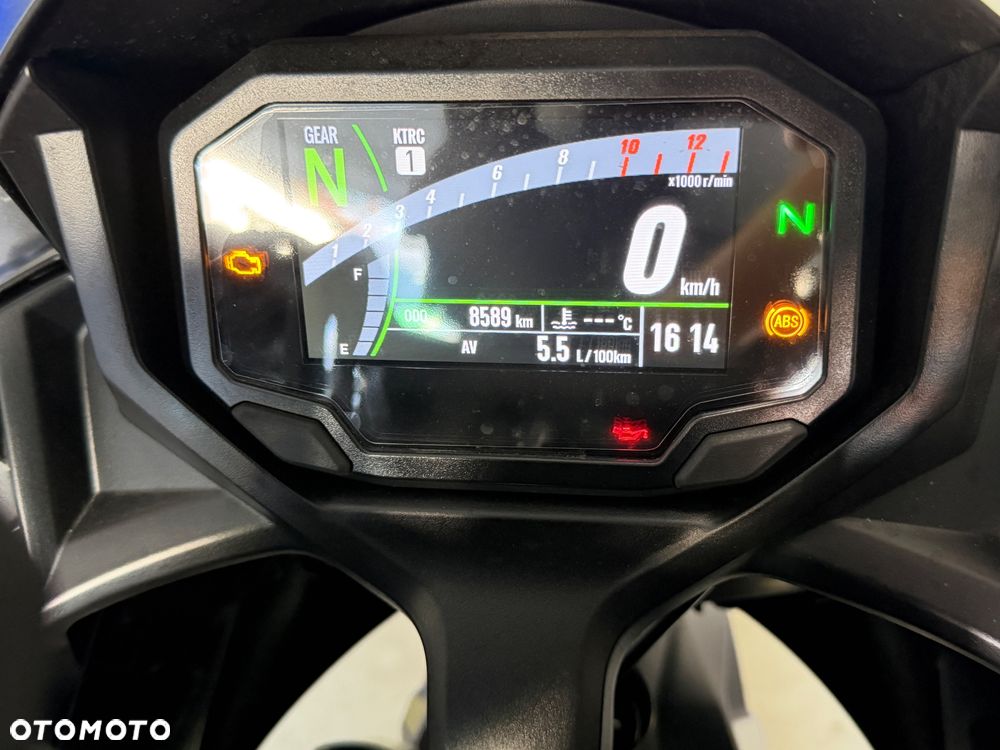 Kawasaki Ninja - 11