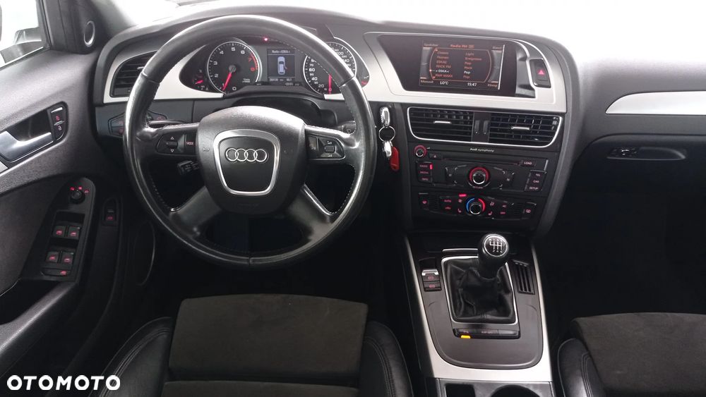 Audi A4 Avant 2.0 TFSI Attraction - 39