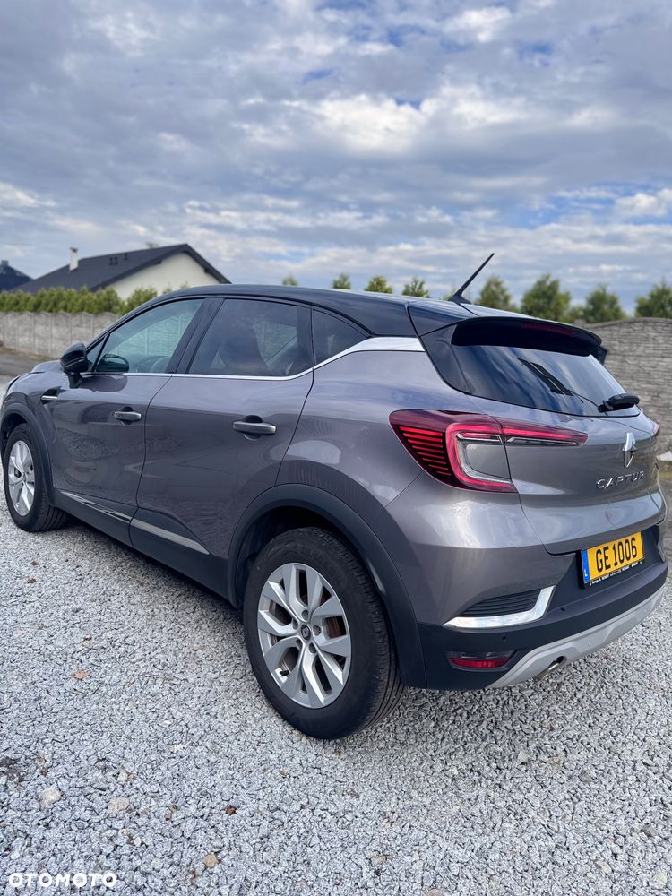 Renault Captur 1.3 TCe mHEV Intens EDC - 11