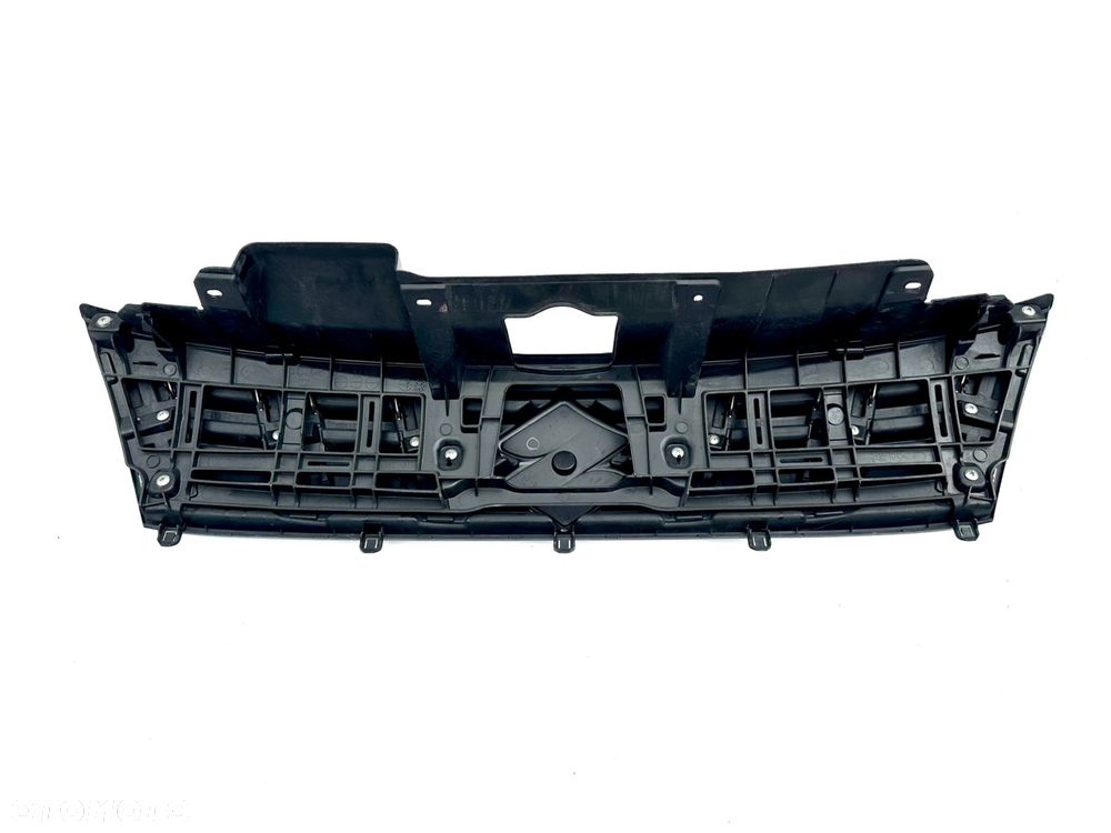 SUZUKI VITARA 3 III LIFT 2018- ATRAPA GRILL WSPORNIK CHROM LOGO ORYGINAŁ OE - 8