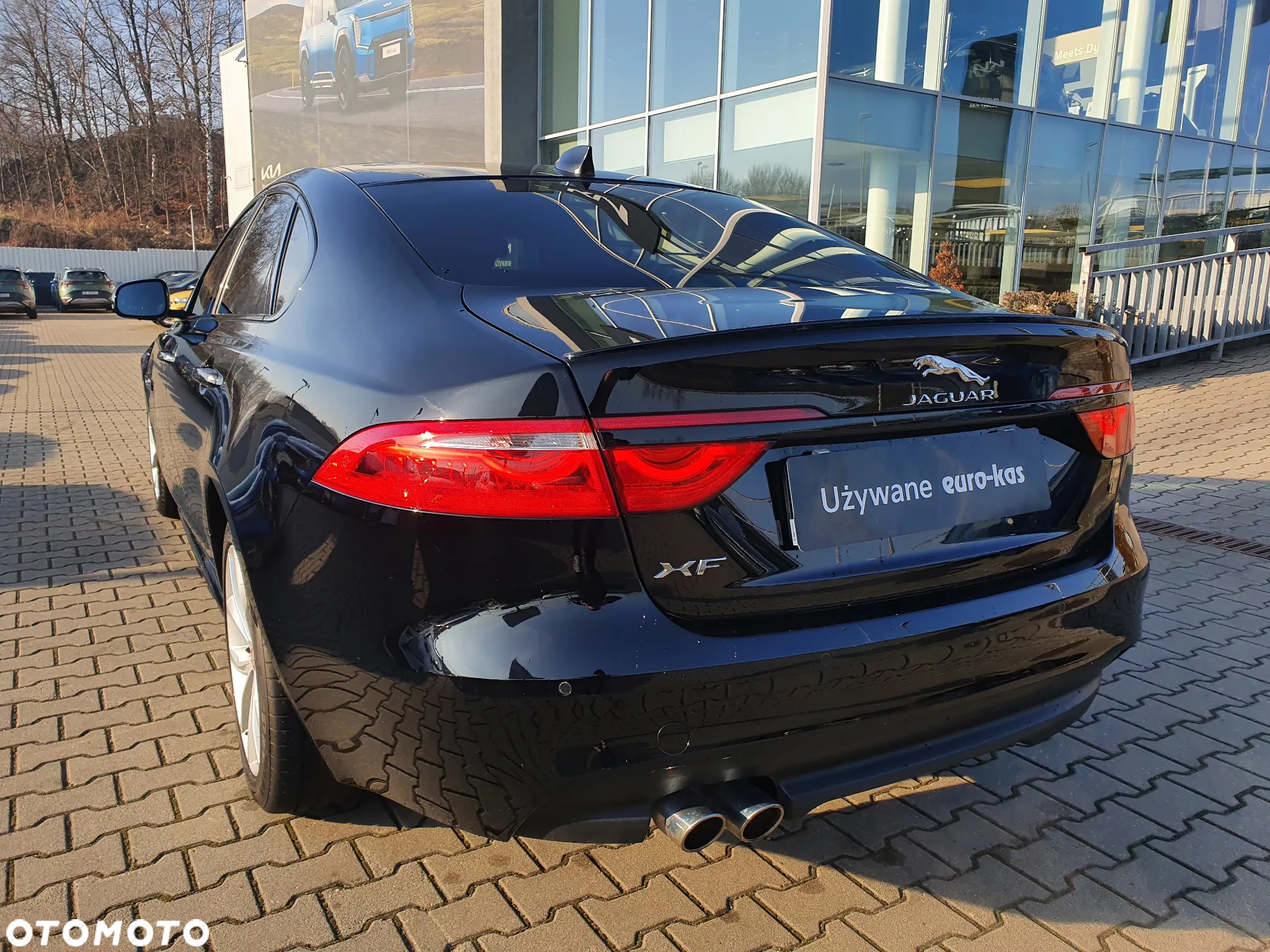 Jaguar XF 2.0 i4D R-Sport - 19