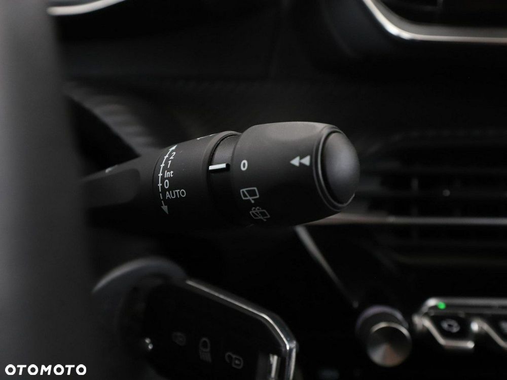 Peugeot 2008 PureTech 130 Allure Pack - 33
