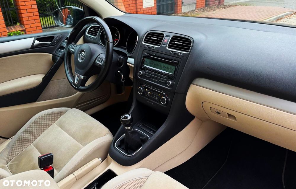 Volkswagen Golf 1.4 TSI Highline - 23