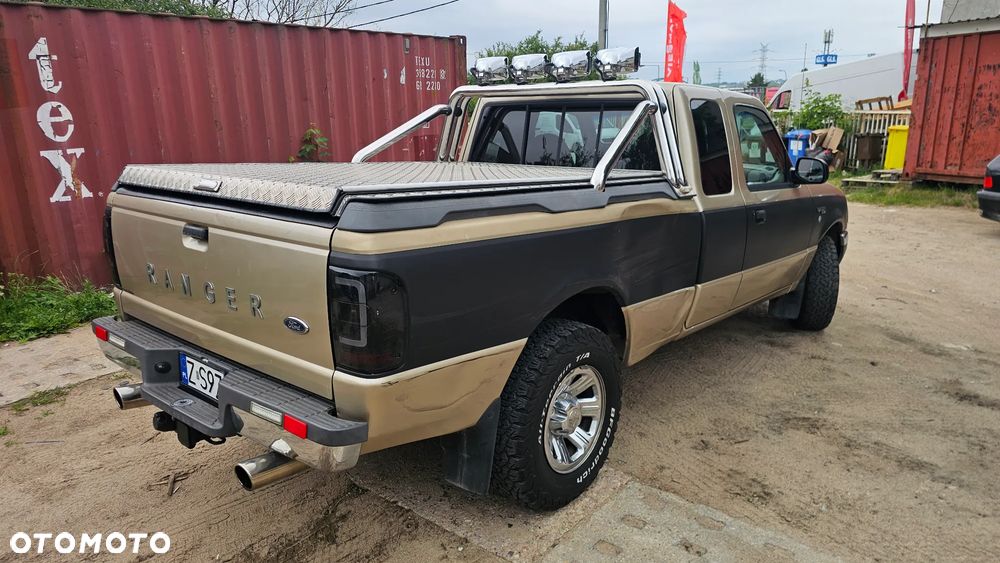 Ford Ranger - 10