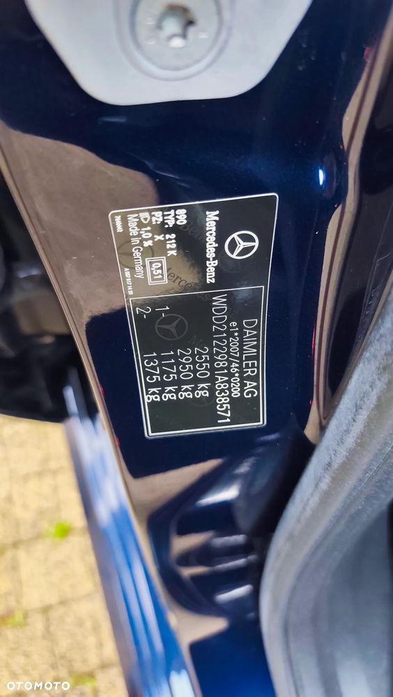 Mercedes-Benz Klasa E 250 BlueTEC 9G-TRONIC Edition - 38