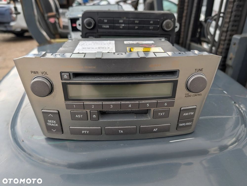 RADIOODTWARZACZ RADIO CD TOYOTA AVENSIS W53904 - 2