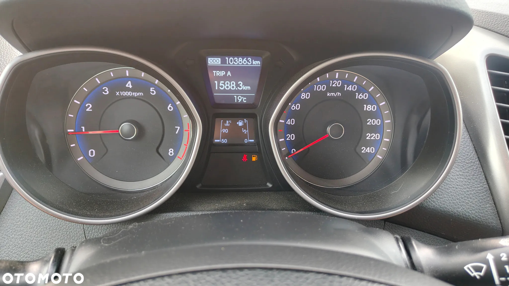Hyundai i30 1.4 Classic + - 12