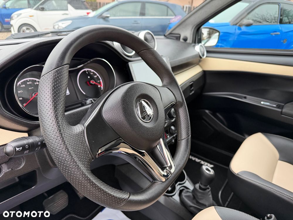 Aixam Crossline - 11