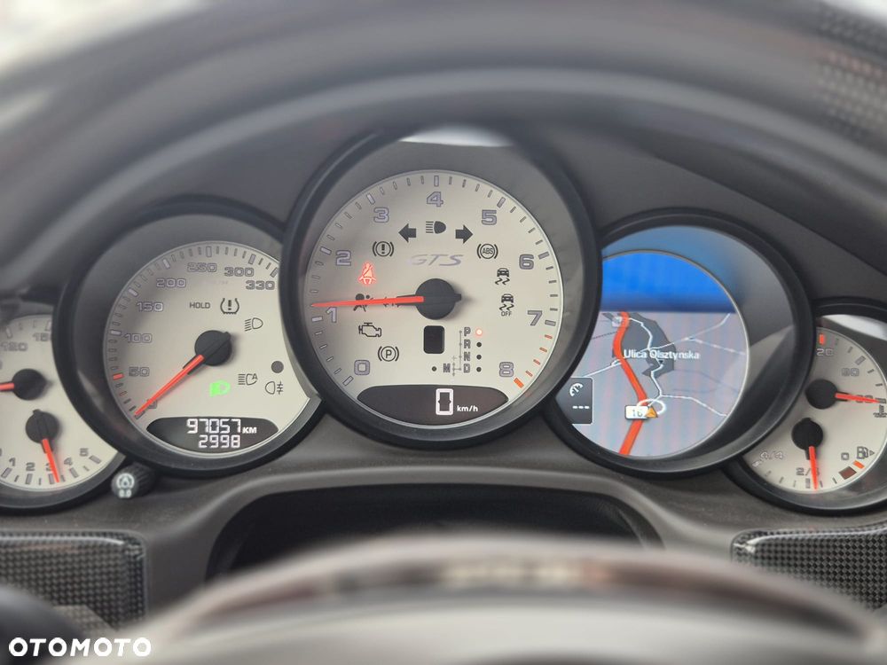 Porsche Panamera GTS PDK - 27