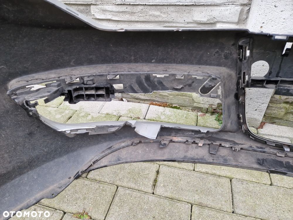 Zderzak Renault Laguna 3 III lift na led - 11