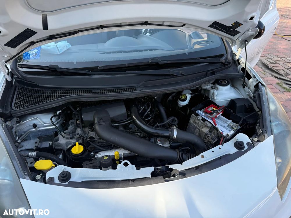 TOYOTA Corolla Cross 2026 — imagine 2