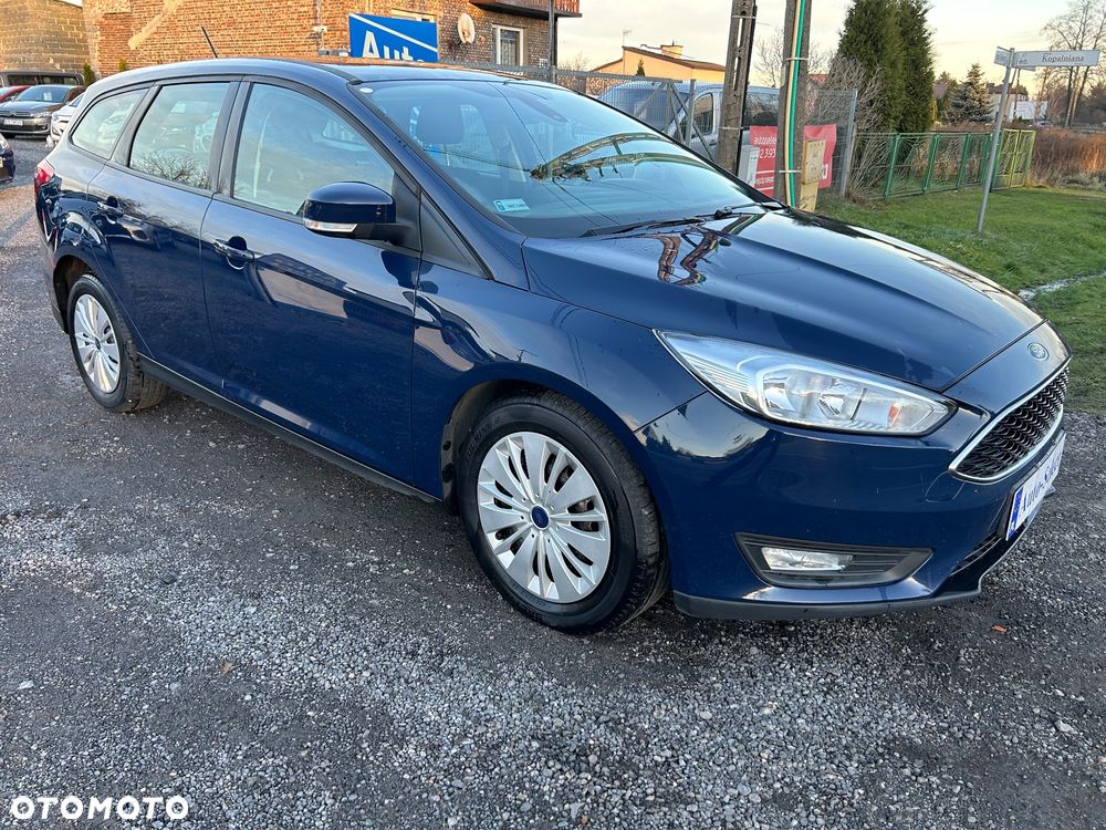 Ford Focus 1.6 Trend - 4