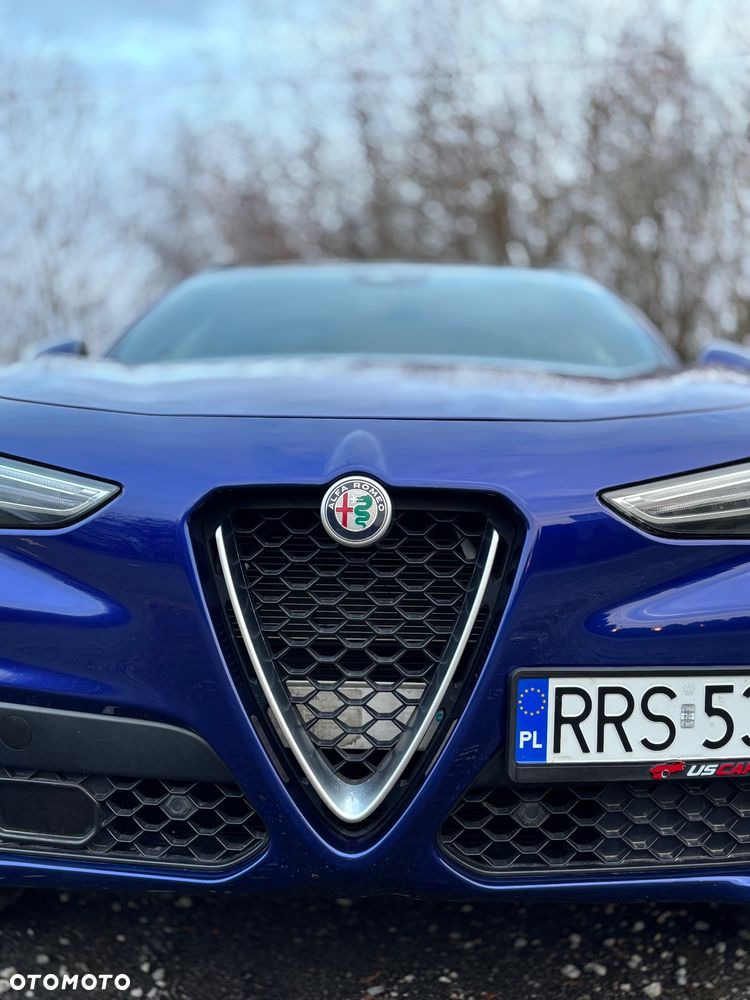 Alfa Romeo Stelvio 2.0 Turbo 16V AT8-Q4 Veloce - 7