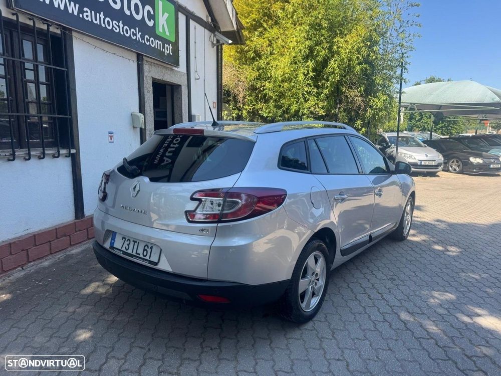 Renault Mégane Sport Tourer 1.5 dCi Dynamique S EDC - 4
