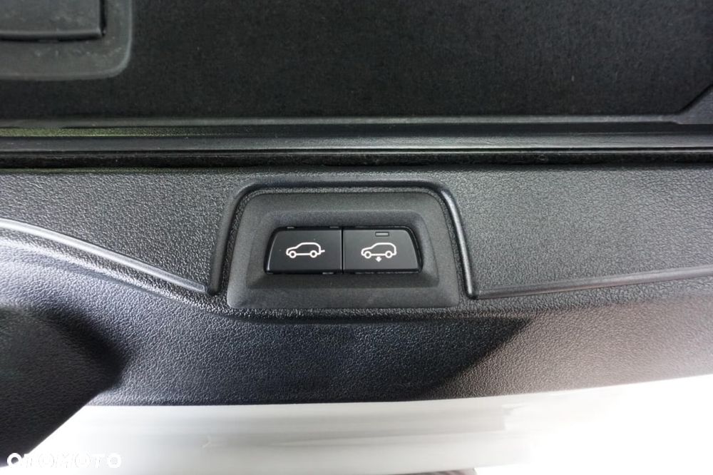 BMW X5 xDrive45e - 17