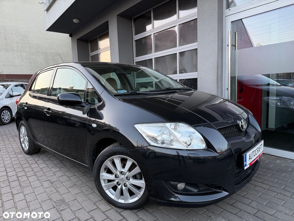 Toyota Auris 1.8 Premium - 16