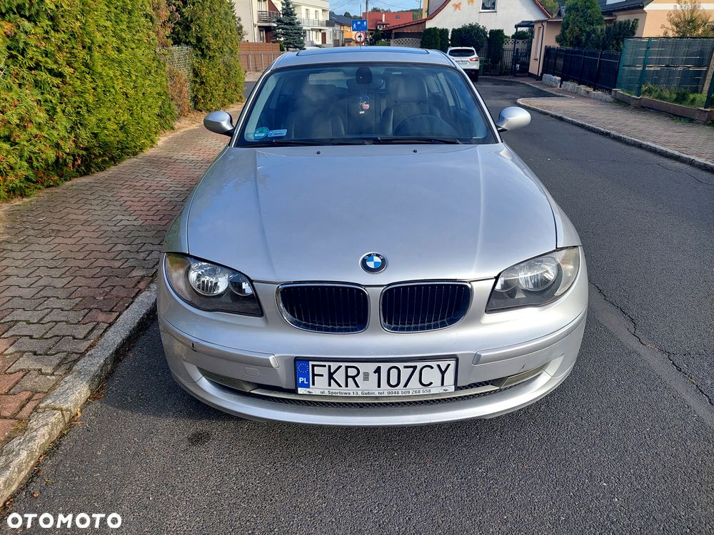 BMW 1 Series 2008 photo 2